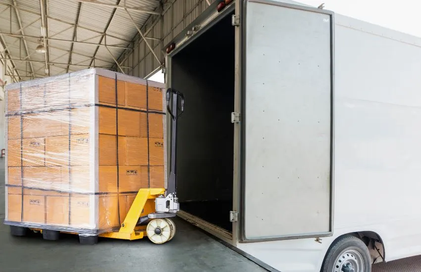 Transporte de palets: costes y opciones